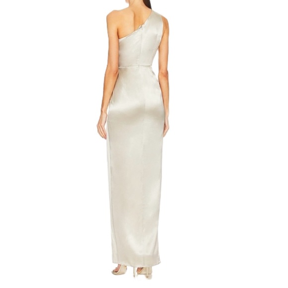 NWT Sau Lee Preston Silver Gown - Sz 4 - Picture 2 of 7